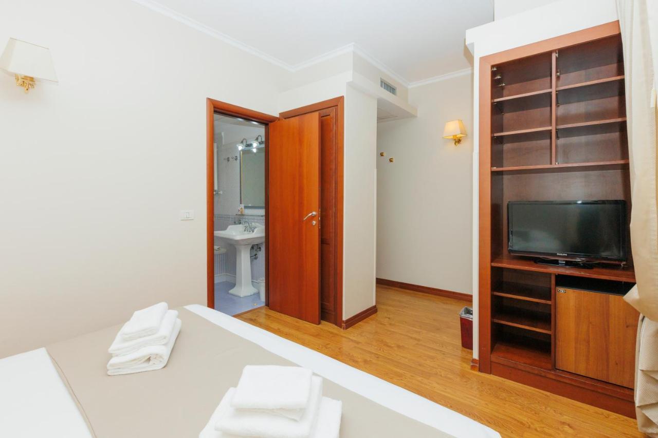 Hotel Camelia Rom Eksteriør billede